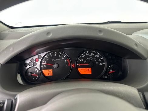 Used 2020 Nissan Frontier SV image 25