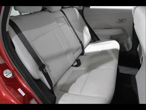 Certified 2024 Hyundai Kona SEL w/ Convenience Package AWD/4WD image 18