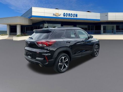 Used 2023 Chevrolet TrailBlazer RS FWD image 5