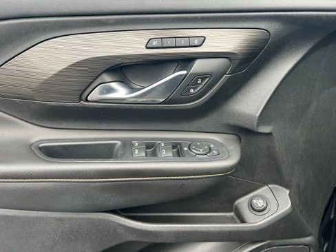 Used 2020 GMC Terrain SLT w/ Preferred Package image 14