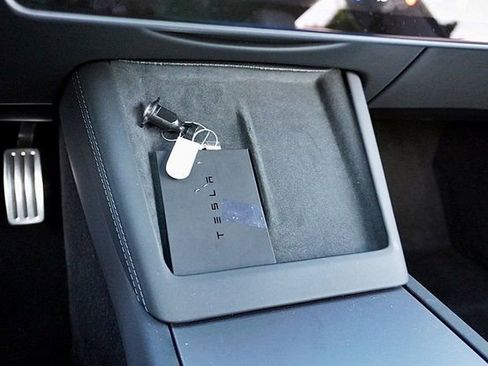 Used 2024 Tesla Model 3 Performance image 33