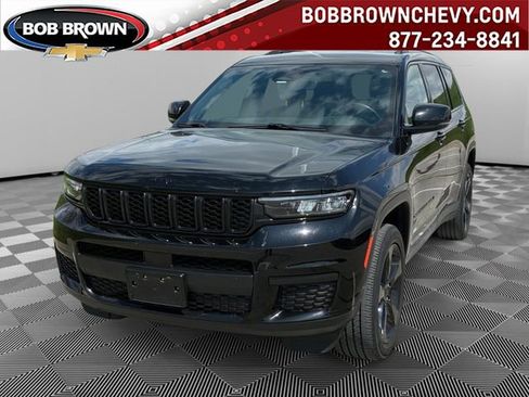 Used 2022 Jeep Grand Cherokee L Laredo AWD/4WD image 1