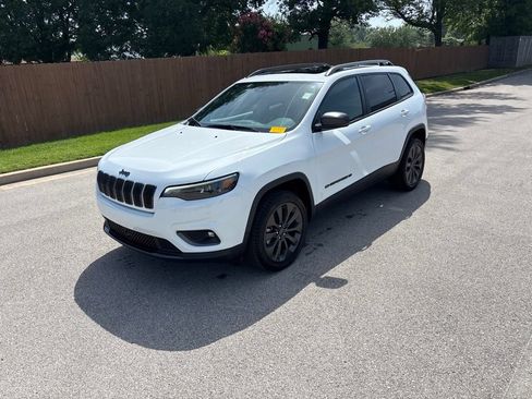 Used 2021 Jeep Cherokee Latitude Lux 80th Anniv w/ Quick Order Package 2YU 80th FWD image 1
