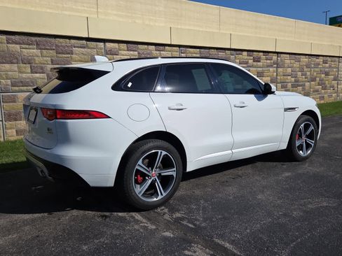 Used 2019 Jaguar F-PACE S image 8