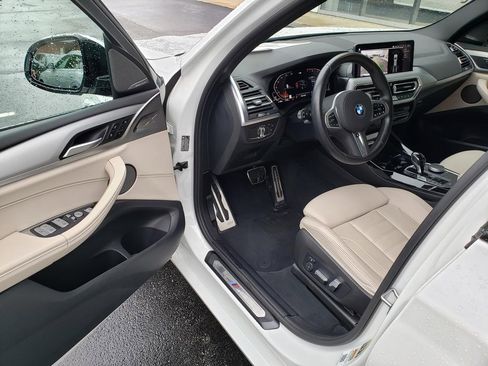 Used 2023 BMW X3 xDrive30i w/ M Sport Package image 9