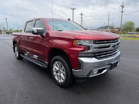 Used 2019 Chevrolet Silverado 1500 LTZ AWD/4WD image 3