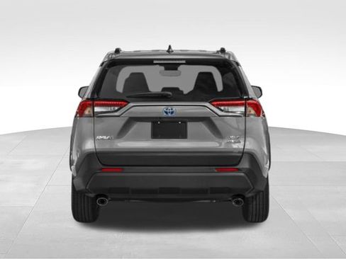 Used 2022 Toyota RAV4 XLE w/ Convenience Package AWD/4WD image 38