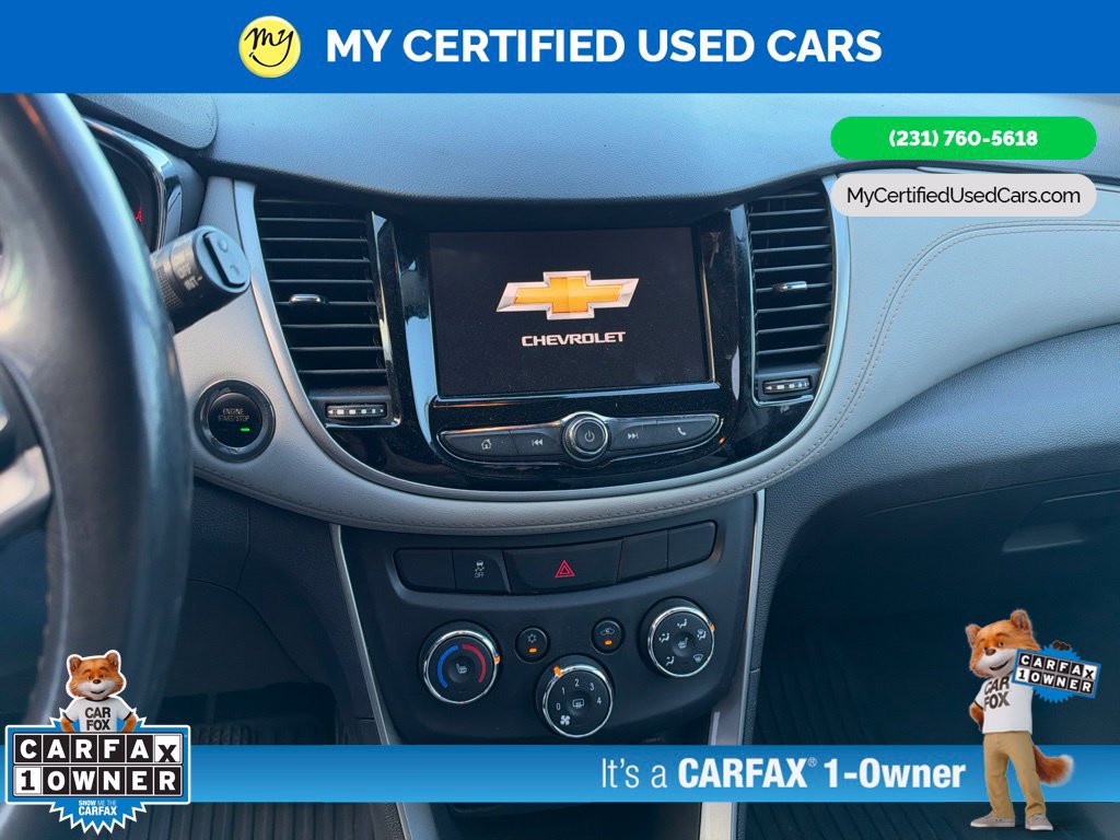 Used 2021 Chevrolet Trax LT w/ Premium Seat Package AWD/4WD image 23