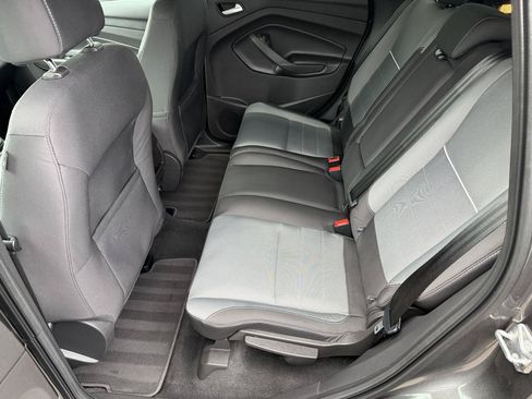 Used 2015 Ford Escape SE AWD/4WD image 9