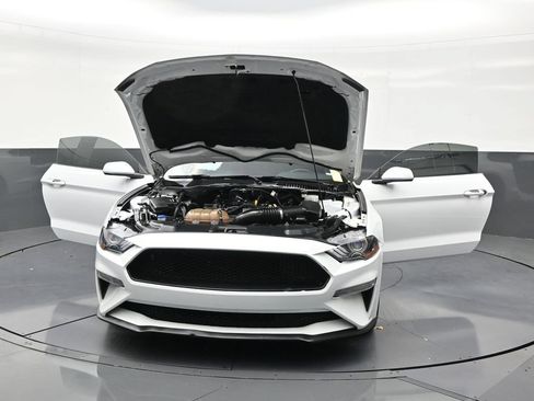 Used 2022 Ford Mustang Premium RWD image 33
