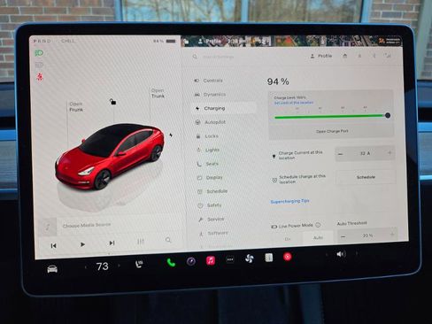 Used 2023 Tesla Model 3 Standard Range image 39