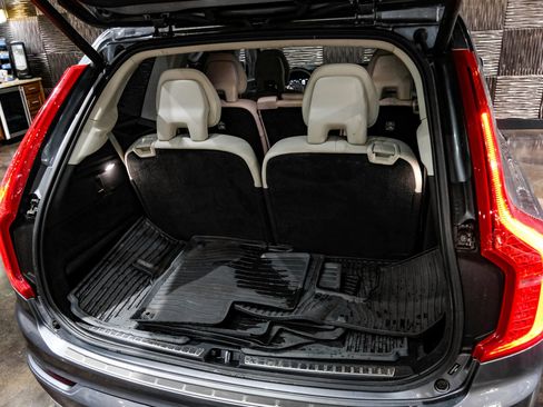 Used 2017 Volvo XC90 T6 Momentum w/ Convenience Package image 55