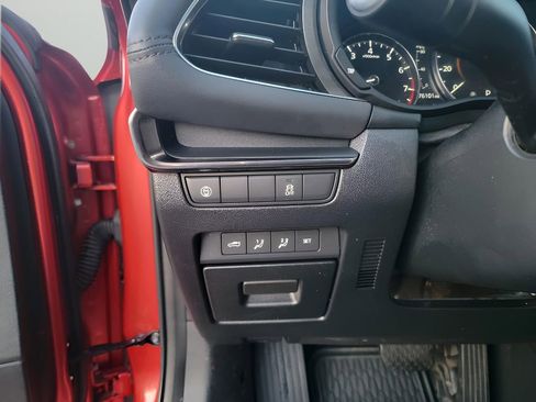 Used 2019 MAZDA MAZDA3 Sedan w/ Preferred Package image 13