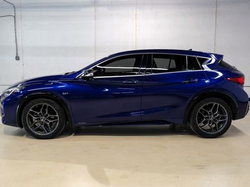 Used 2019 INFINITI QX30 Sport w/ Leather Package image 12