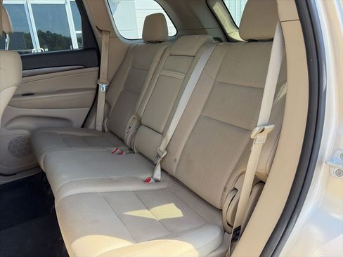 Used 2014 Jeep Grand Cherokee Laredo w/ Quick Order Package 23E image 11