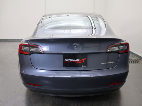Used 2020 Tesla Model 3 Long Range image 4