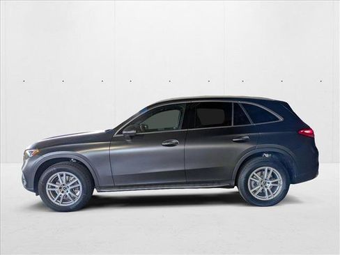 New 2025 Mercedes-Benz GLC 300 image 5