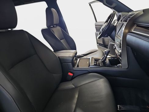 Used 2021 Lexus GX 460 Premium w/ Premium Package AWD/4WD image 10