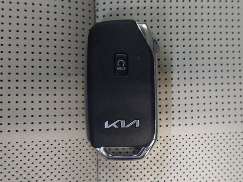 Used 2022 Kia Telluride EX w/ EX Premium Package AWD/4WD image 32