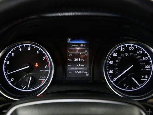 Used 2018 Toyota Camry SE image 11