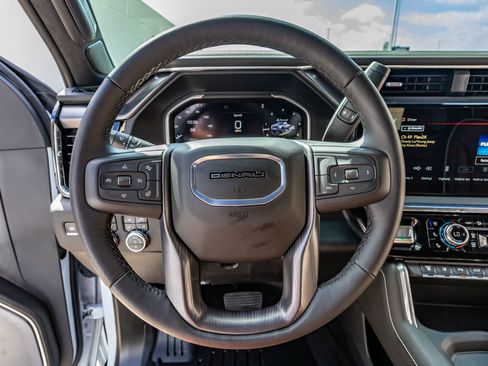 Used 2026 GMC Sierra 2500 Denali Ultimate AWD/4WD image 19