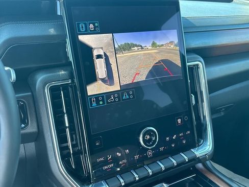 Used 2026 GMC Yukon XL Denali w/ Sun & Power Step Package AWD/4WD image 33