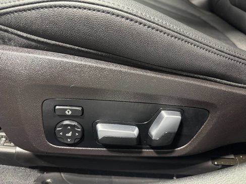 Used 2021 BMW M340i xDrive w/ Premium Package image 12