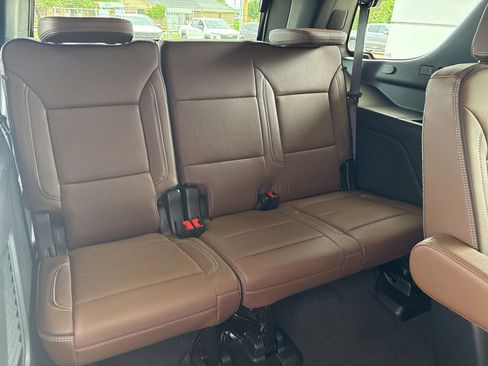 New 2026 Chevrolet Tahoe High Country AWD/4WD image 23
