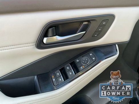 Used 2023 Nissan Rogue SL w/ SL Premium Package AWD/4WD image 12