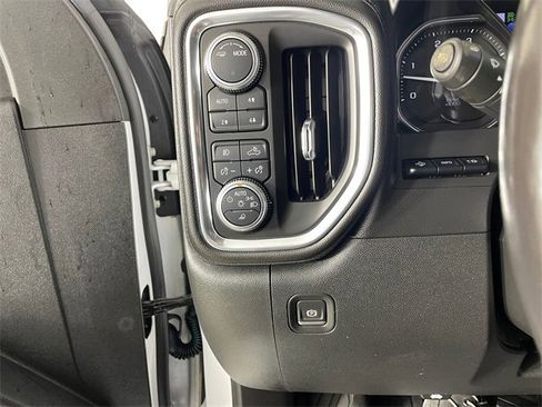 Used 2020 GMC Sierra 3500 Denali w/ Denali Ultimate Package image 14