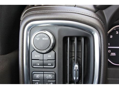 Used 2023 GMC Sierra 2500 SLT w/ SLT Convenience Package image 16