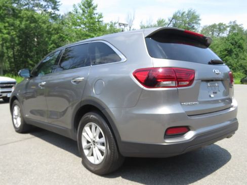 Used 2019 Kia Sorento AWD V6 image 7