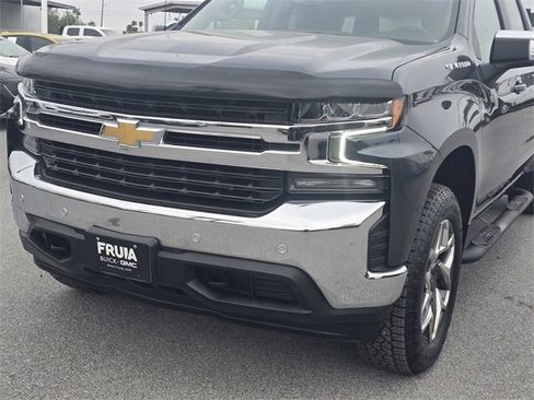 Used 2022 Chevrolet Silverado 1500 LT w/ Safety Package image 10