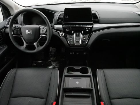 Certified 2026 Honda Odyssey Elite image 10