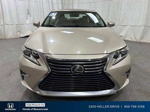 Used 2018 Lexus ES 350 w/ Accessory Package 2 FWD image 3