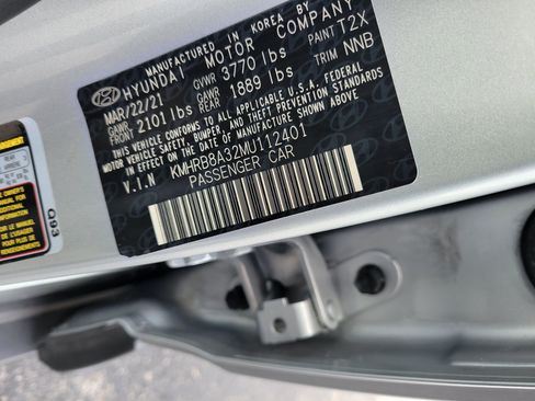 Used 2021 Hyundai Venue SE FWD image 45
