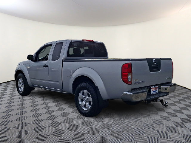 Used 2010 Nissan Frontier SE w/ SE Value Truck Pkg AWD/4WD image 4