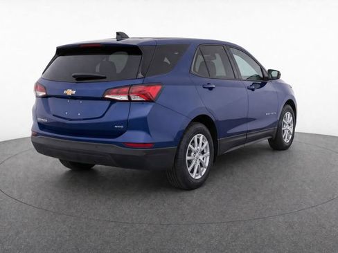 Used 2022 Chevrolet Equinox LS AWD/4WD image 5