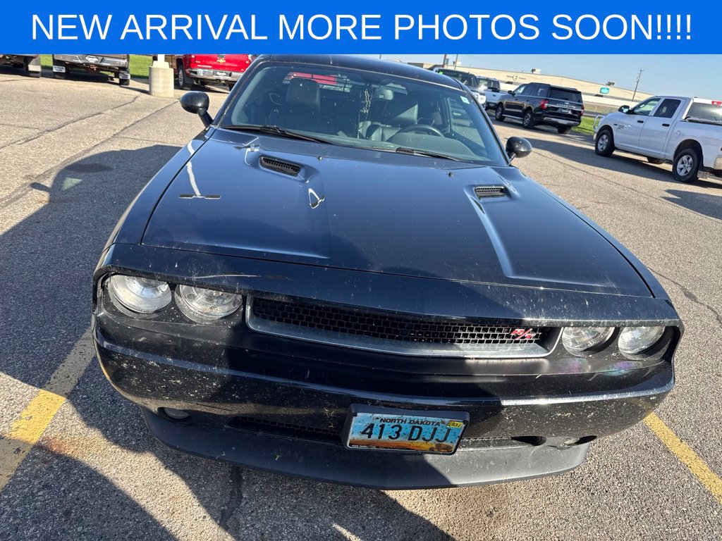 Used 2012 Dodge Challenger R/T RWD image 2