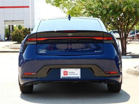 Certified 2025 Toyota Prius XLE image 29