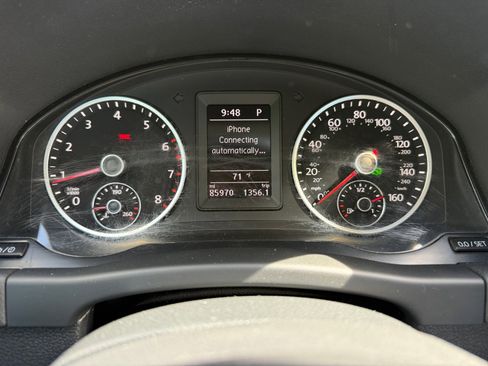 Used 2017 Volkswagen Tiguan S AWD/4WD image 11