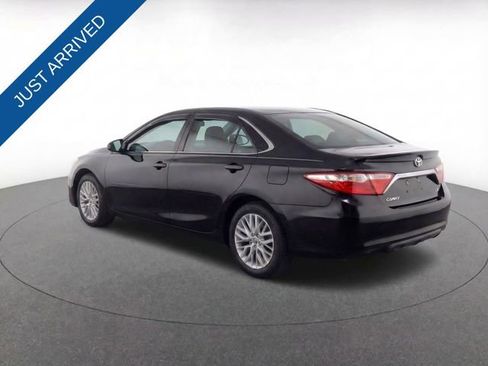 Used 2016 Toyota Camry LE image 14