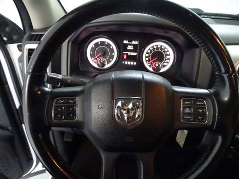 Used 2016 RAM 1500 Big Horn AWD/4WD image 6