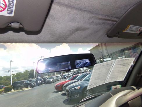 Used 1998 Chevrolet Astro w/ Convenience Group image 65