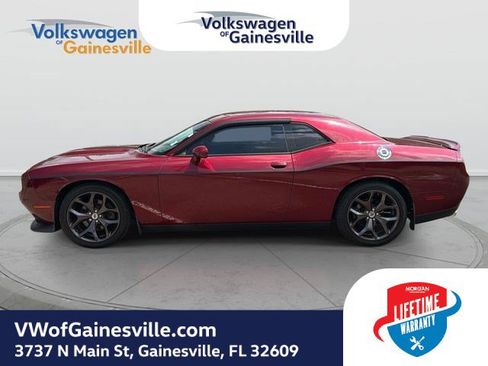 Used 2019 Dodge Challenger GT RWD image 8