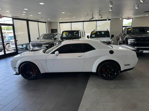 Used 2022 Dodge Challenger R/T Scat Pack RWD image 8