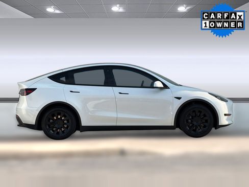 Used 2023 Tesla Model Y Long Range AWD/4WD image 8