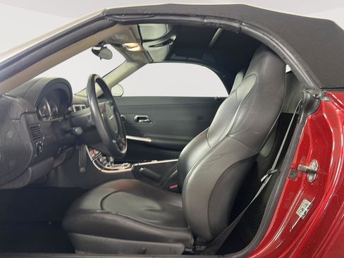 Used 2005 Chrysler Crossfire Limited RWD image 5