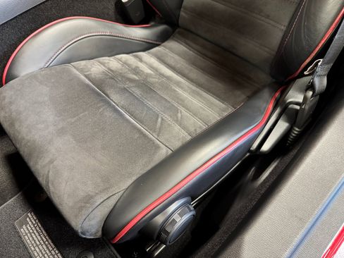 Used 2017 FIAT 124 Spider Abarth image 42