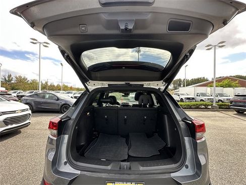 Used 2022 Chevrolet TrailBlazer ACTIV w/ Sun and Liftgate Package image 39